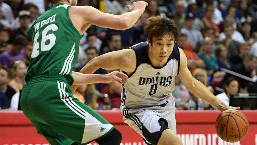 英雄联盟-孟菲斯灰熊训练开放日，冲刺阶段伤情更新引欢呼，CBA常规赛在即，更衣室氛围转暖的简单介绍